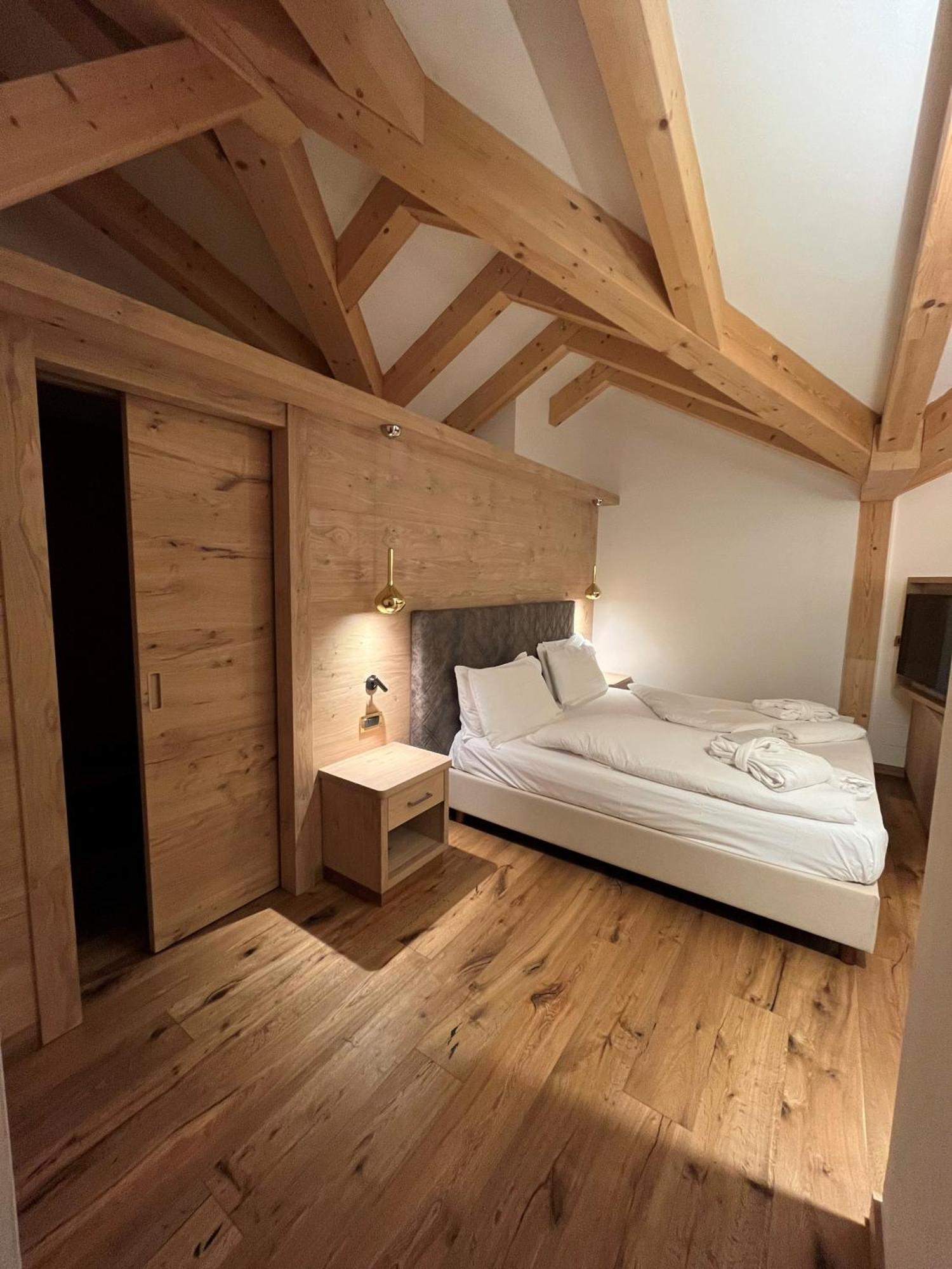Hotel Terme Antico Bagno Pozza di Fassa Habitación foto