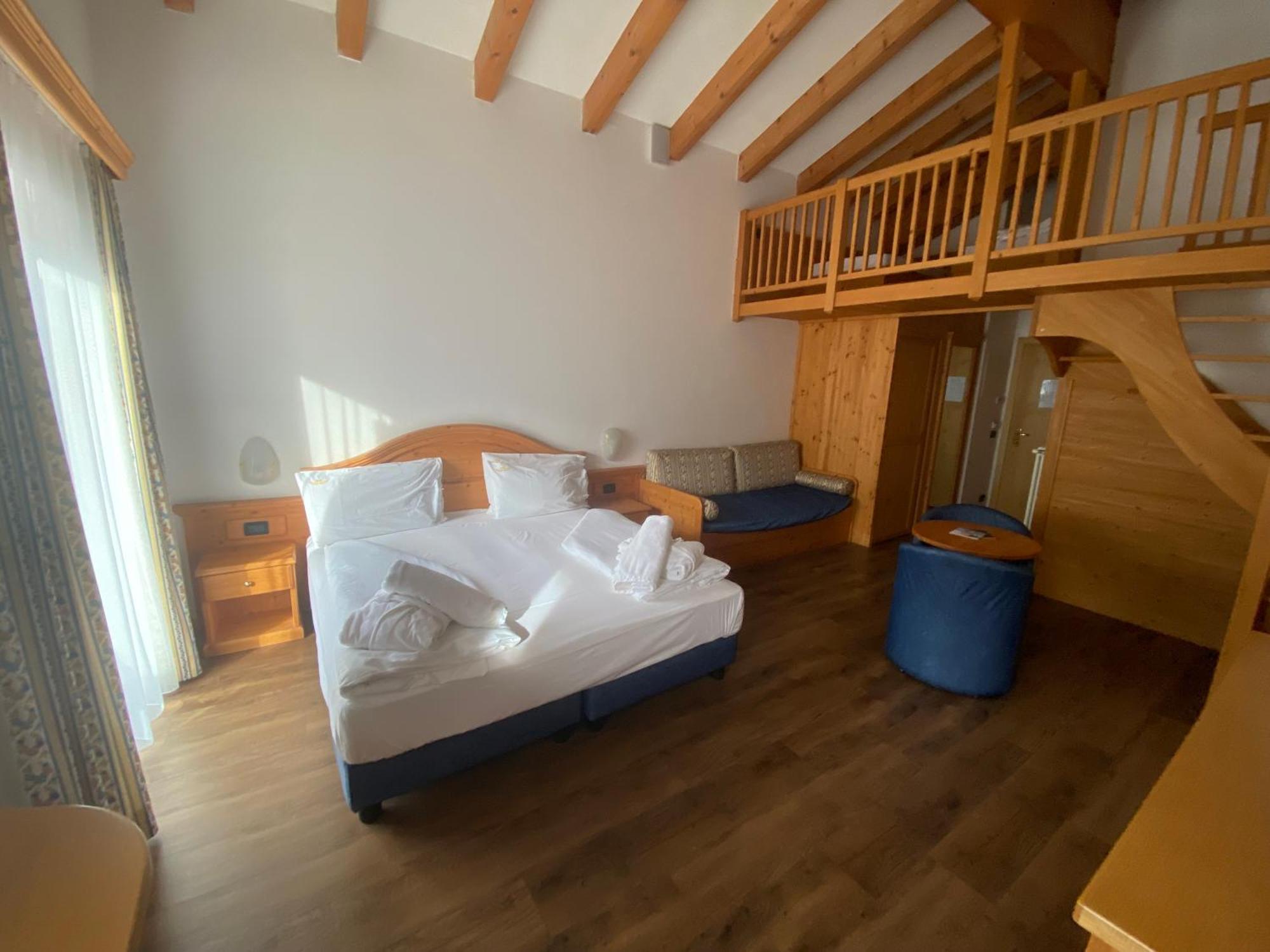 Hotel Terme Antico Bagno Pozza di Fassa Habitación foto