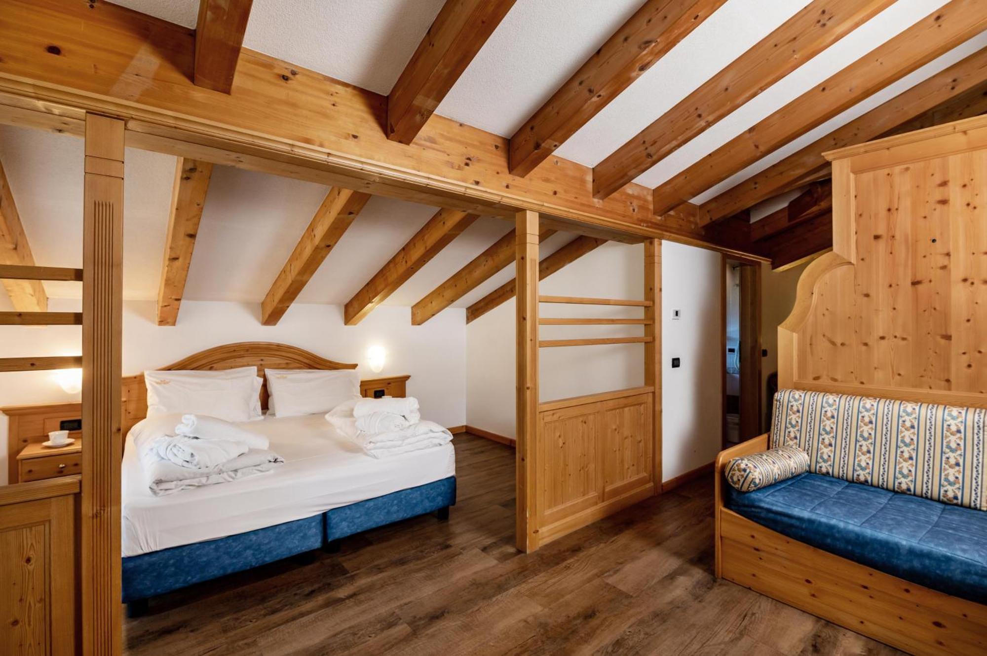 Hotel Terme Antico Bagno Pozza di Fassa Habitación foto