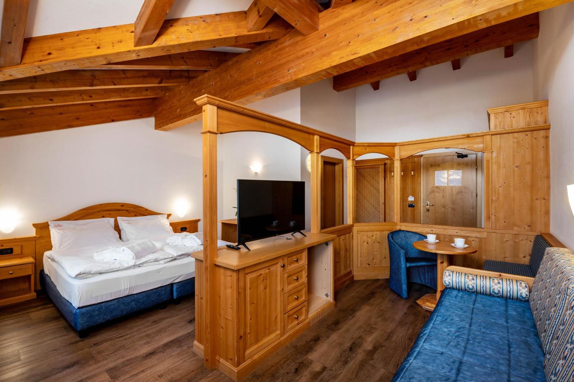 Hotel Terme Antico Bagno Pozza di Fassa Habitación foto