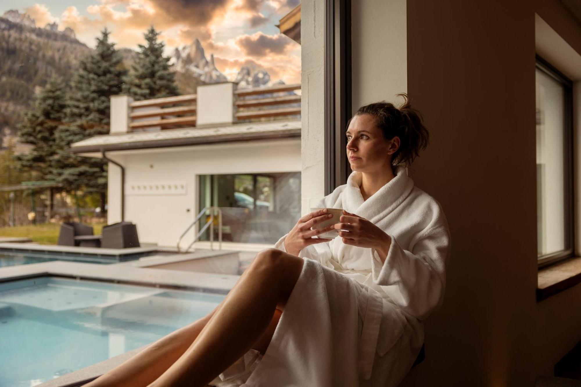 Hotel Terme Antico Bagno Pozza di Fassa Exterior foto